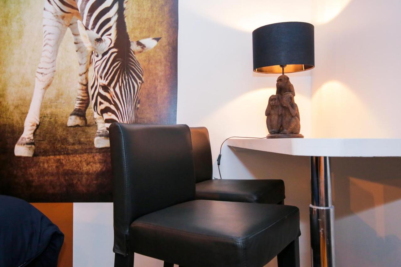 Apartment Le Zebre, T1 Hypercentre Chic Et Cosy, Wifi Par Sovalfi Saint-Etienne (Loire)